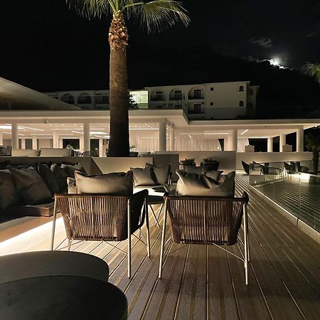 Akrathos Beach Hotel Ouranoupoli Exteriör bild