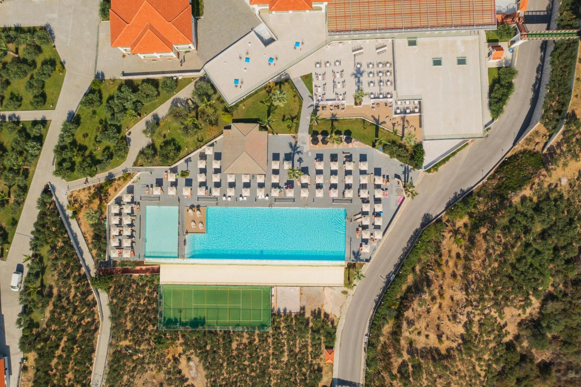 Akrathos Beach Hotel Ouranoupoli Exteriör bild